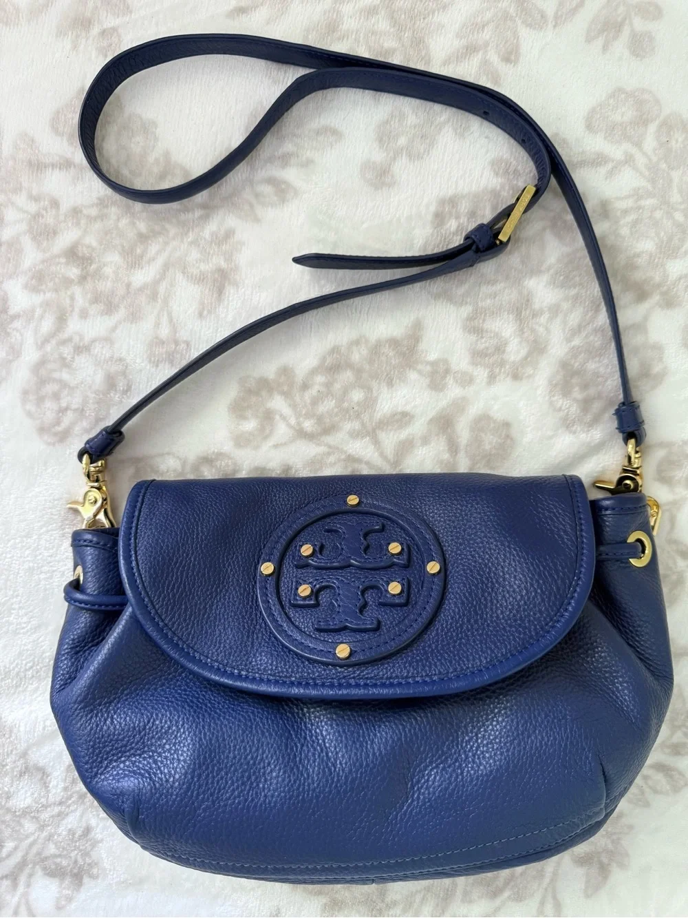 Tory Burch Amanda Flap Crossbody Bag Navy Blue Pebbled Leather